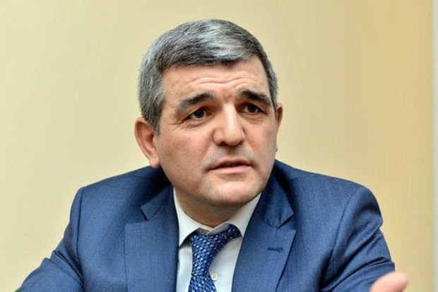 “Müəllimlər 15 gün boş-bekar oturub maaş alırlar” – Fazil Mustafa  