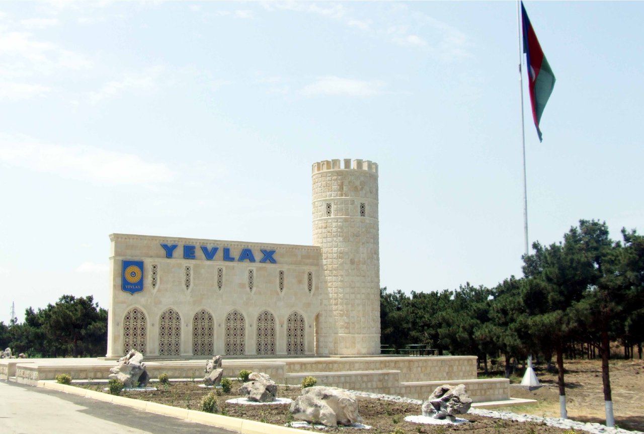 Yevlaxda yandırılan qadınla bağlı Prokuroqluqdan AÇIQLAMA Yevlaxda yandırılan qadınla bağlı Prokuroqluqdan AÇIQLAMA
