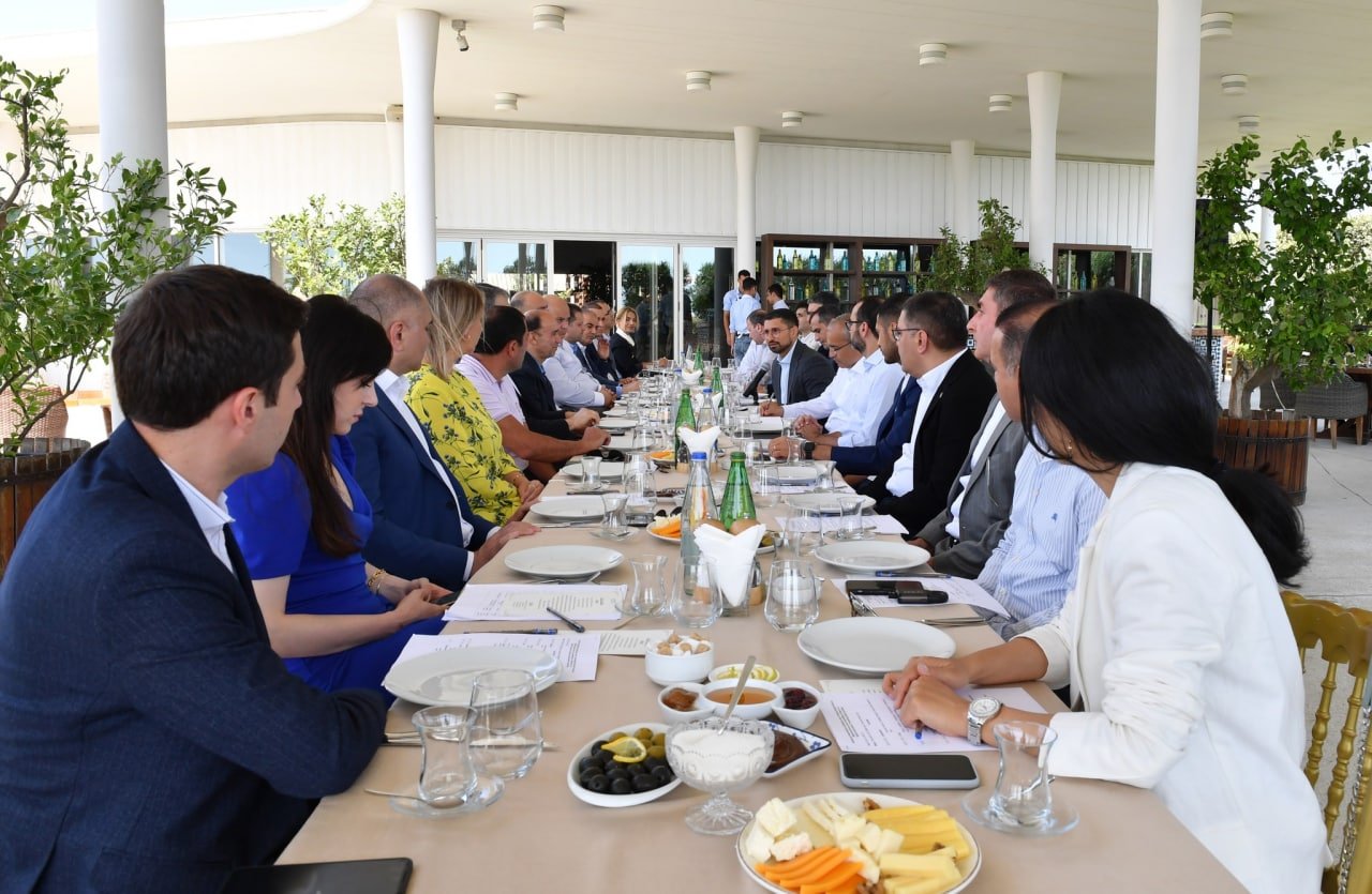 Qarabağ Dirçəliş Fondu ilə donor və tərəfdaşların görüşü baş tutub - FOTO 