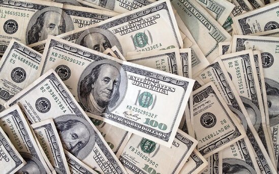 Qonşu ölkədə dollar sürətlə BAHALAŞIR Qonşu ölkədə dollar sürətlə BAHALAŞIR