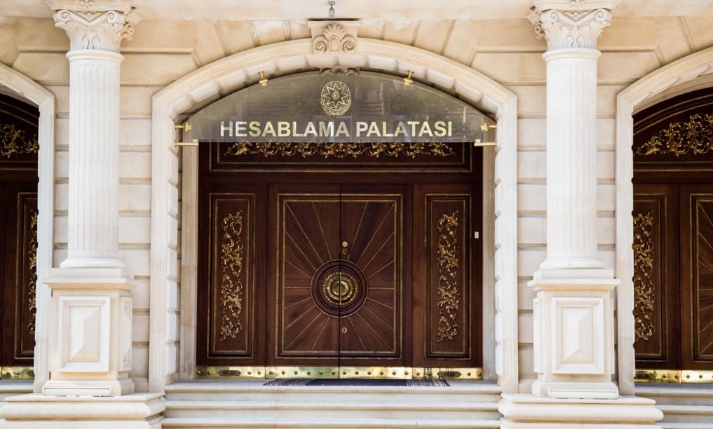 İlham Əliyev “Hesablama Palatası haqqında” Qanunda edilən dəyişikliyi təsdiqlədi