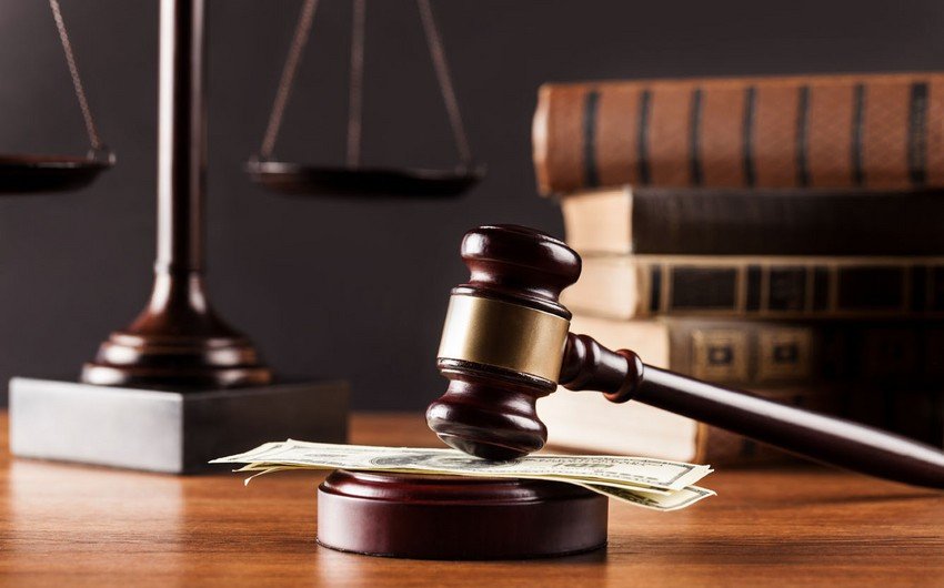Azərbaycanda bankdan 228 min manat oğurlayan əcnəbiyə hökm oxundu