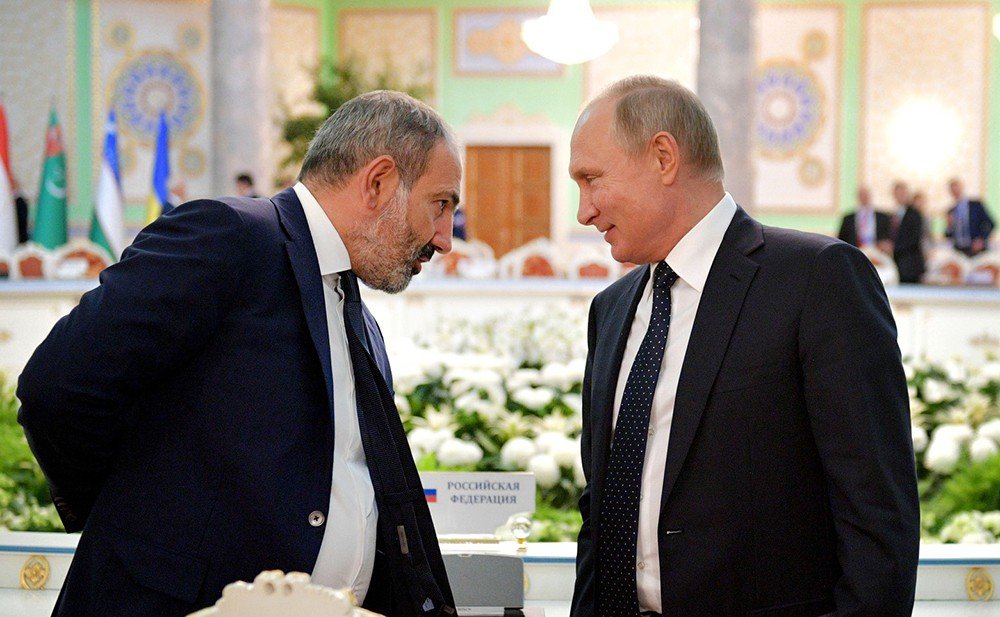 Paşinyan təcili Putinə zəng etdi - BU MƏSƏLƏLƏR MÜZAKİRƏ EDİLDİ