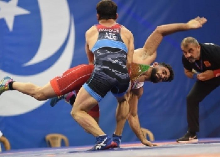 Daha bir güləşçimiz İslamiadada medal qazandı