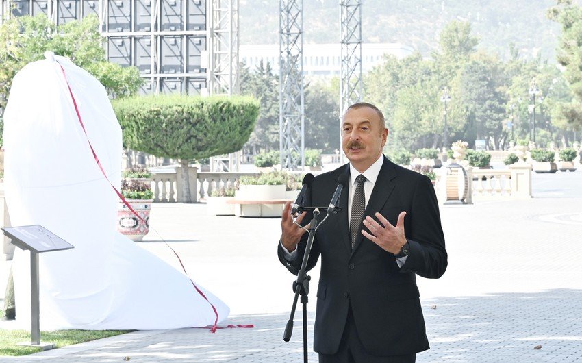 İlham Əliyev: “Müslüm Maqomayev həmişə bizimlədir” - VİDEO