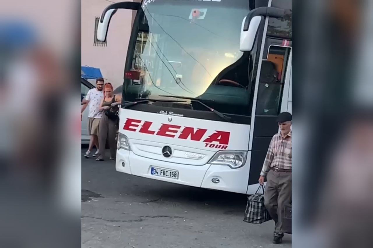 Türkiyənin turist avtobusu İrəvana gəldi: Erməniləri İstanbula aparacaq - VİDEO Türkiyənin turist avtobusu İrəvana gəldi: Erməniləri İstanbula aparacaq - VİDEO