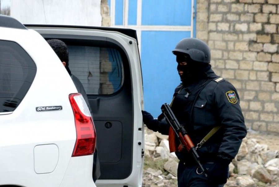 Polis paytaxtda əməliyyat keçirdi: 29 nəfər SAXLANILDI - FOTO/VİDEO