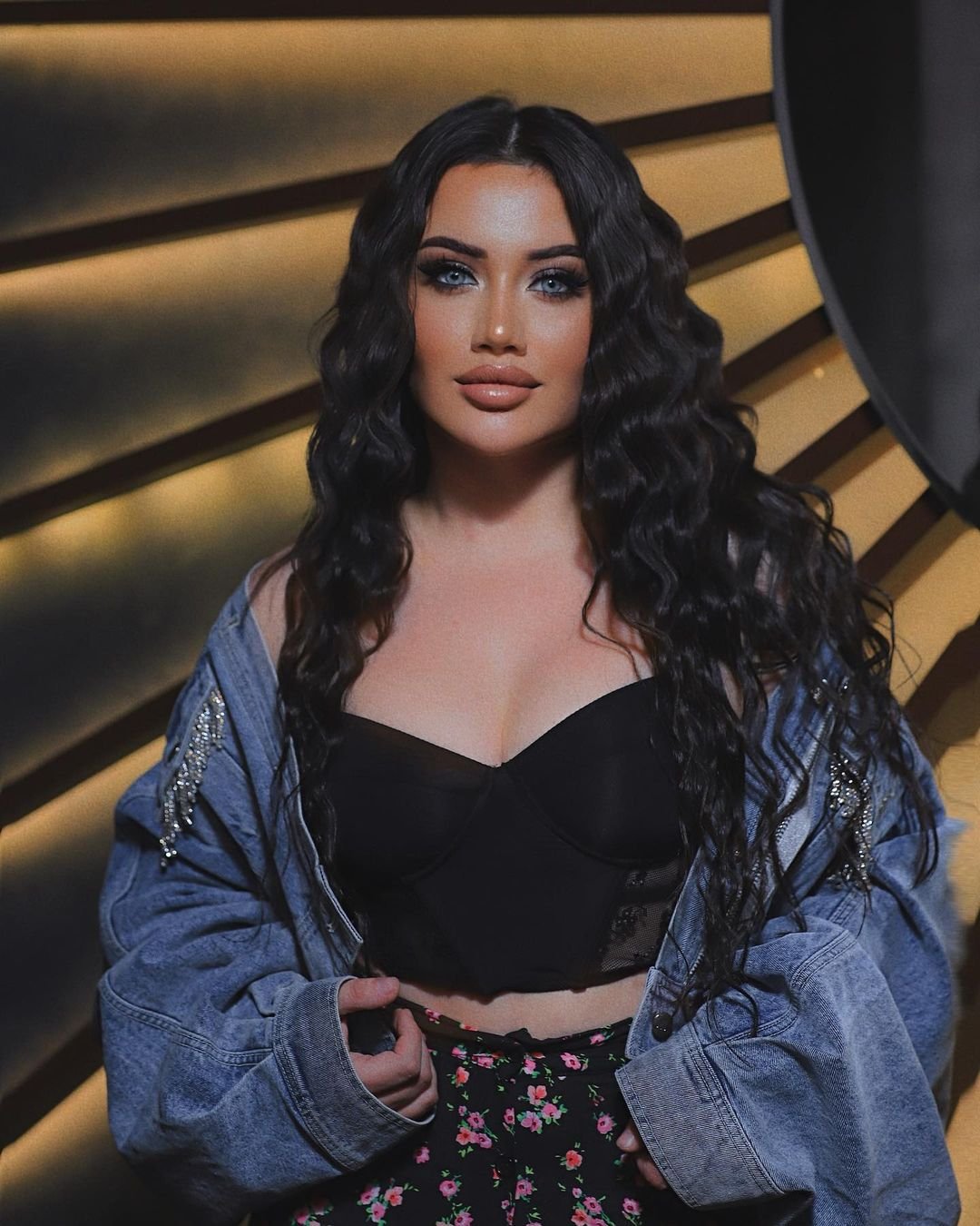 Aysel Şükür plastik əməliyyat etdirdi - FOTO - foto 4