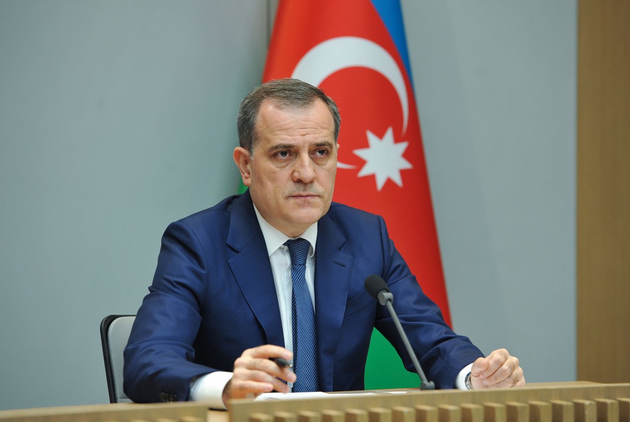 Ceyhun Bayramov İƏT-in Cammu və Kəşmir üzrə Təmas Qrupunun görüşündə iştirak edib