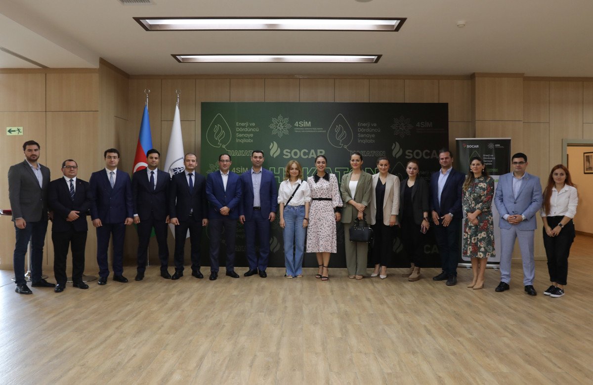 “Enerji və Dördüncü Sənaye İnqilabı” hakatonunun qalibləri MÜKAFATLANDIRILDI - FOTO