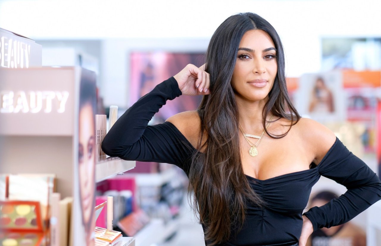 Kim Kardaşyan da İrandakı etirazları dəstəklədi - FOTO 
