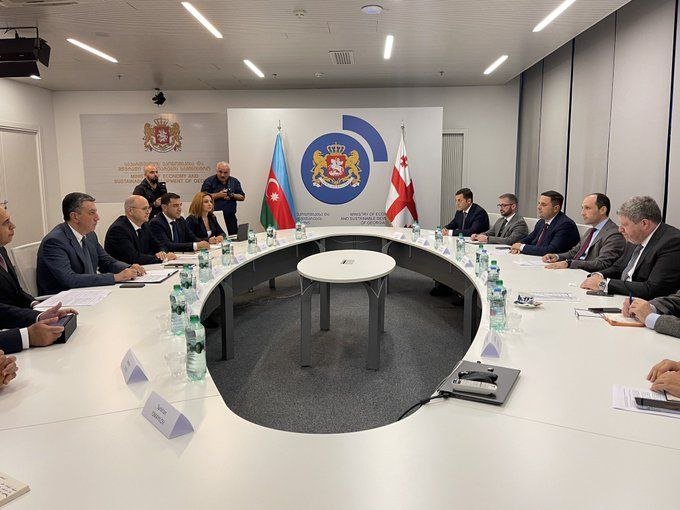 Azərbaycan-Gürcüstan arasında sualtı elektrik xəttinin icrasına dair MÜZAKİRƏ
