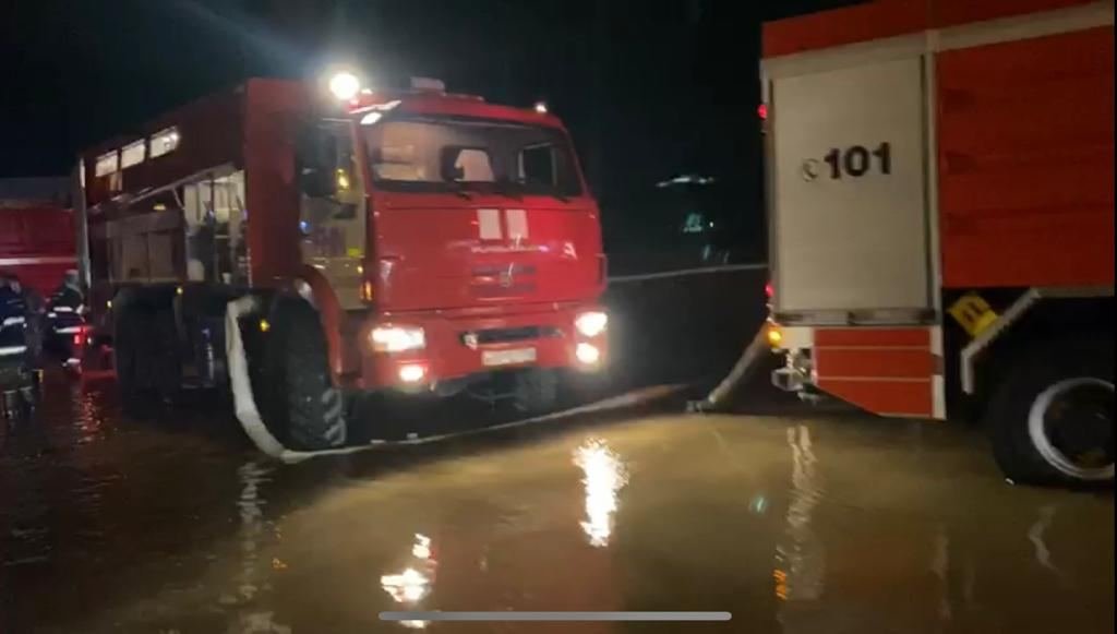 Bakı-Qazax avtomagistralında suyun çəkilməsi işi sona çatdırıldı - FOTO/VİDEO