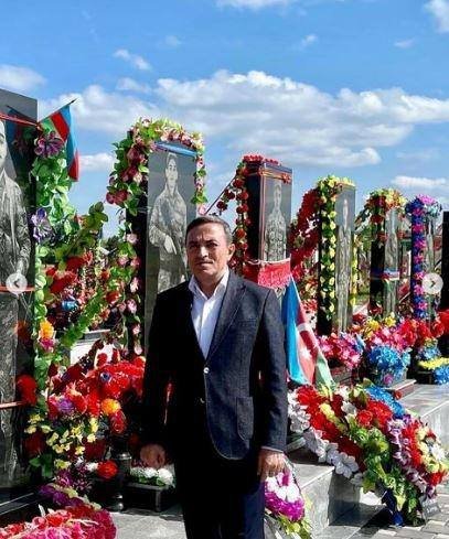 Mənsum İbrahimov şəhid qardaşı oğlunun məzarını ziyarət etdi - FOTO - foto 1