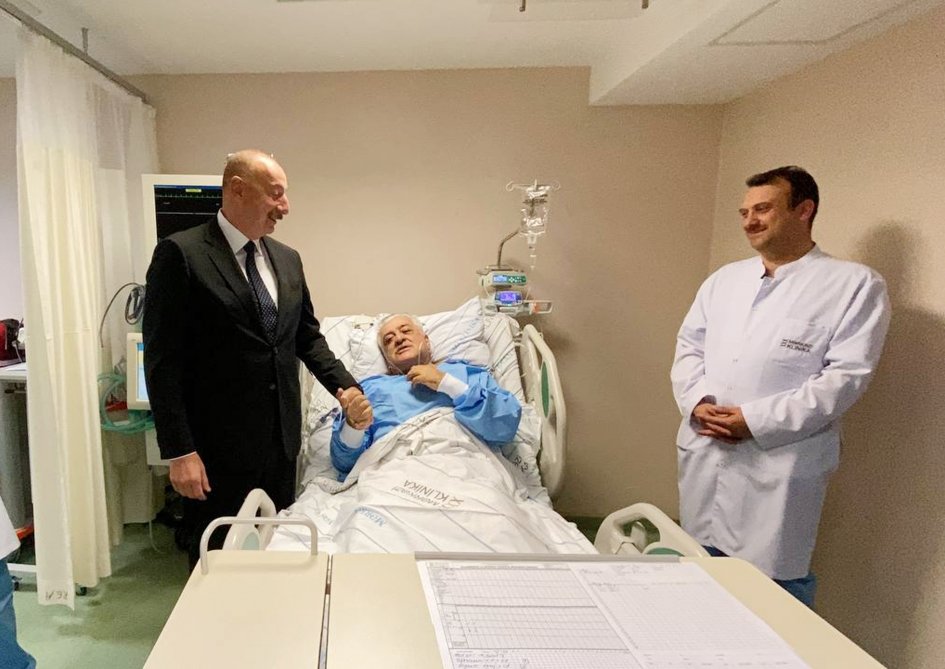 Prezident Zəngilanda qəza keçirən Binəli Yıldırım və Şamil Ayrıma baş çəkdi - FOTO/VİDEO - foto 1