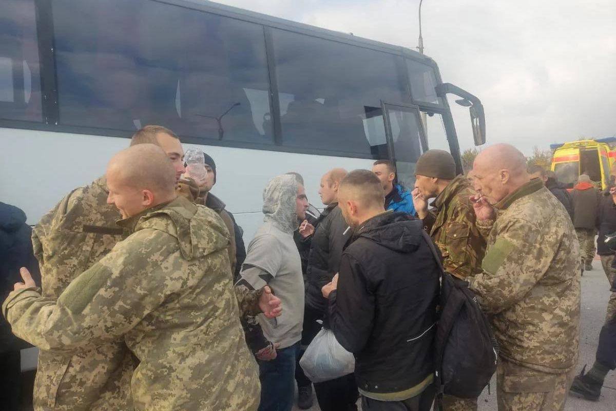 Ukrayna 50 hərbçini Rusiyaya qaytardı