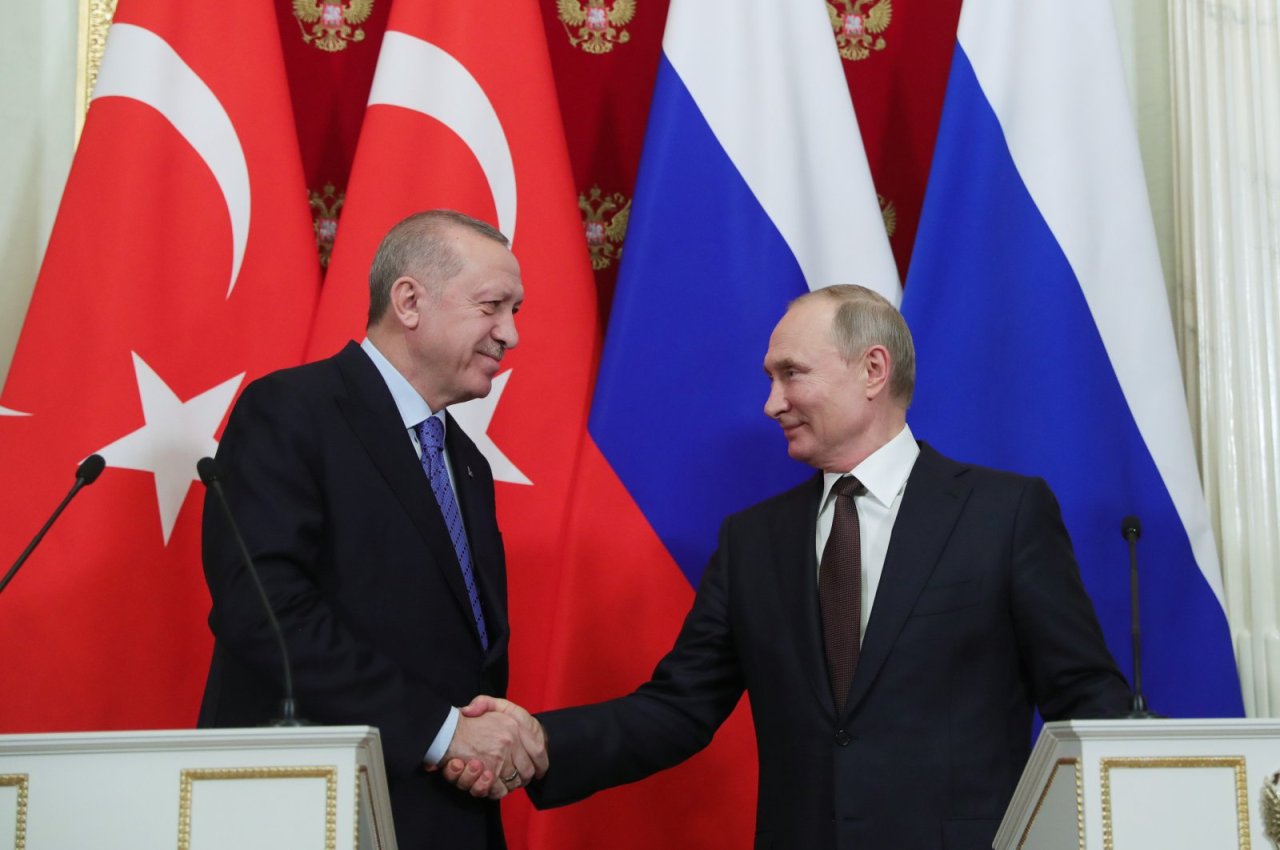 Putin Ərdoğanı belə öydü: “O, sözünün ağasıdır” - VİDEO Putin Ərdoğanı belə öydü: “O, sözünün ağasıdır” - VİDEO
