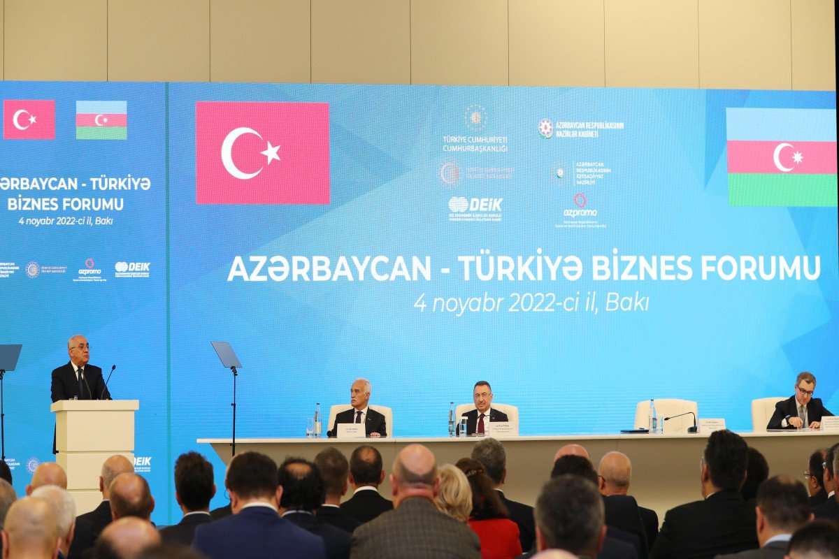 Azərbaycan-Türkiyə biznes forumunda bir çox sahədə əməkdaşlıq MÜZAKİRƏ EDİLİB - FOTO Azərbaycan-Türkiyə biznes forumunda bir çox sahədə əməkdaşlıq MÜZAKİRƏ EDİLİB - FOTO