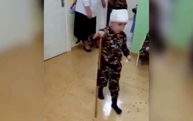 Uşaq bağçasındakı bu görüntülər TƏNQİDLƏRƏ SƏBƏB OLDU - VİDEO 