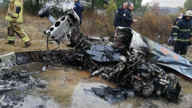 Türkiyədə təyyarə qəzaya uğradı - 2 nəfər öldü - FOTO Türkiyədə təyyarə qəzaya uğradı - 2 nəfər öldü - FOTO