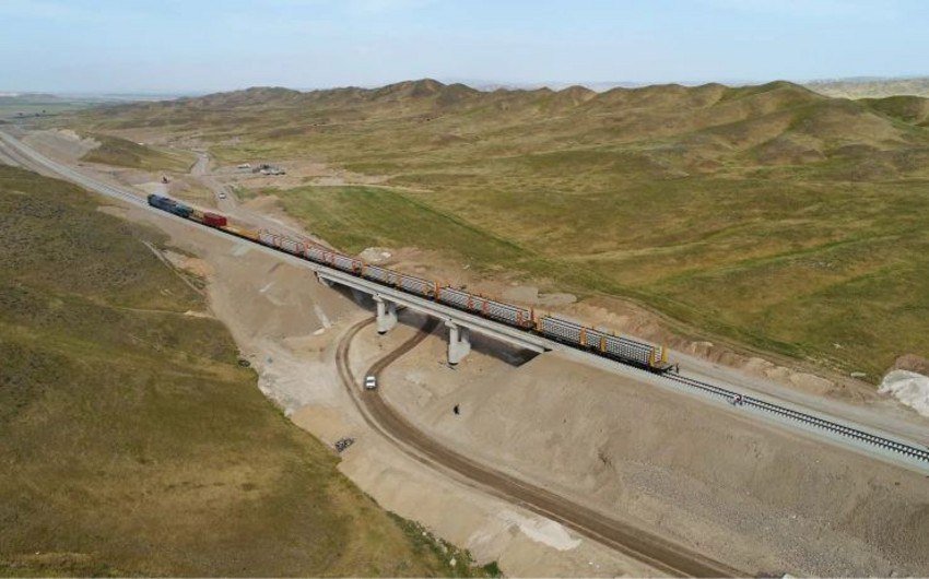 Horadiz-Ağbənd dəmir yolu xəttində işlər neçə faiz icra edilib?