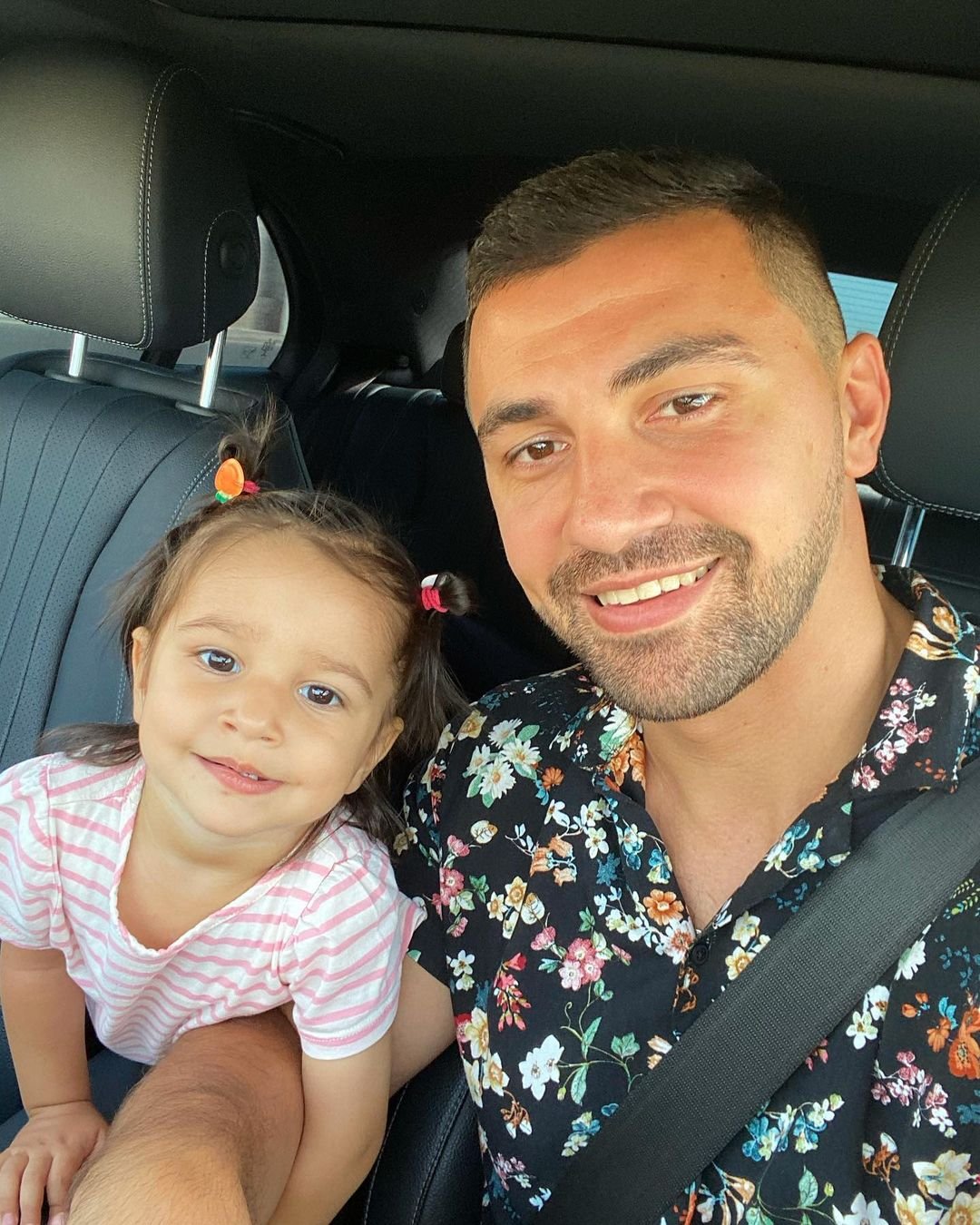 Ayxandan qızına: “Həm anam, həm də qızımsan” - VİDEO - foto 2