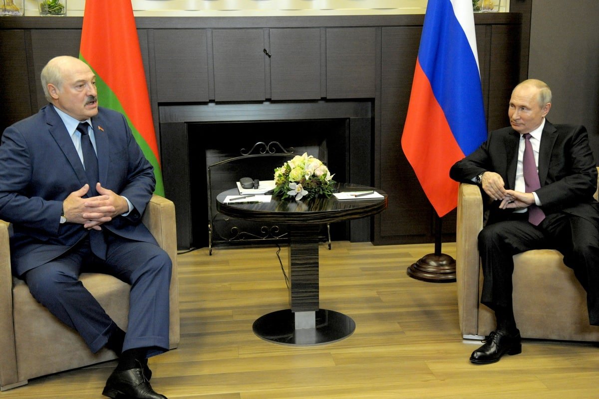 Putin Lukaşenkonu razı sala bilməyib