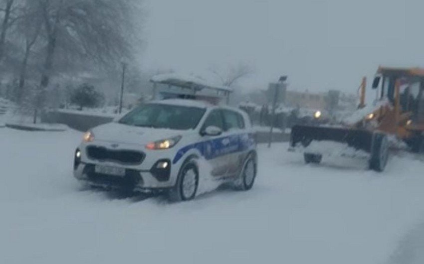 Tövsiyə: Qış təkərləri olmayan sürücülər yola çıxmasın