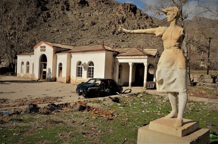 Ermənilər Mehri şəhərində yüzlərlə tarixi abidələrimizi dağıdıb - FOTOFAKT - foto 6
