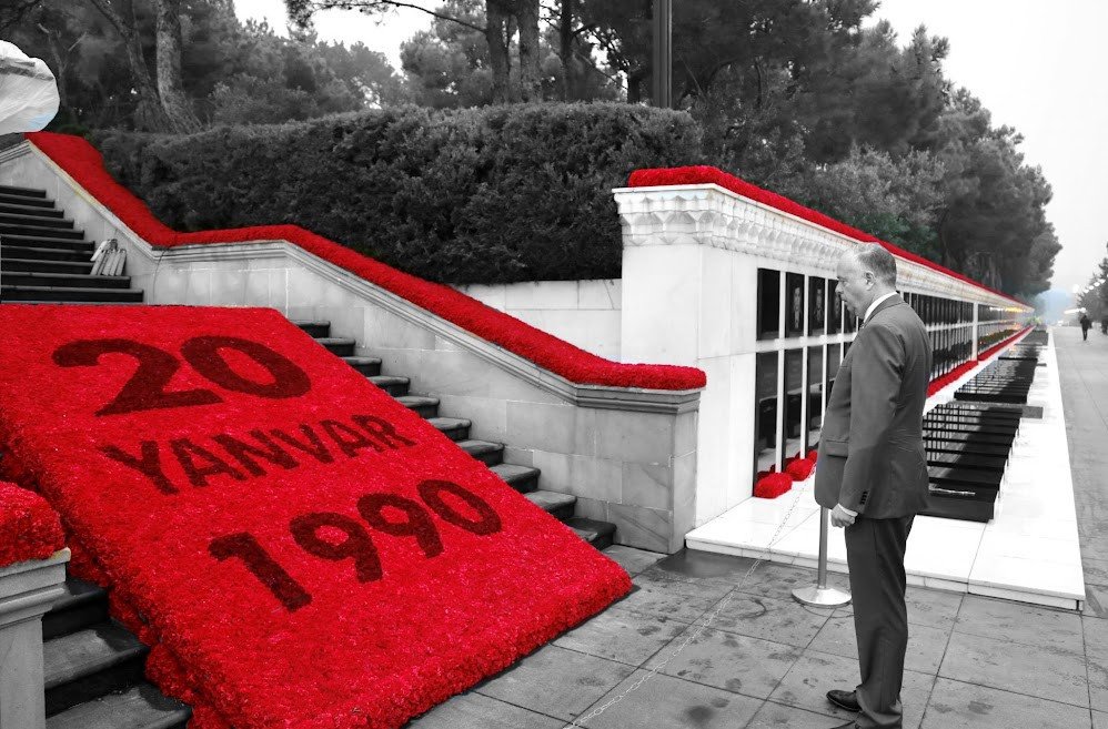 ABŞ Dövlət Departamentinin idarə direktoru Şəhidlər xiyabanını ziyarət edib - foto 1