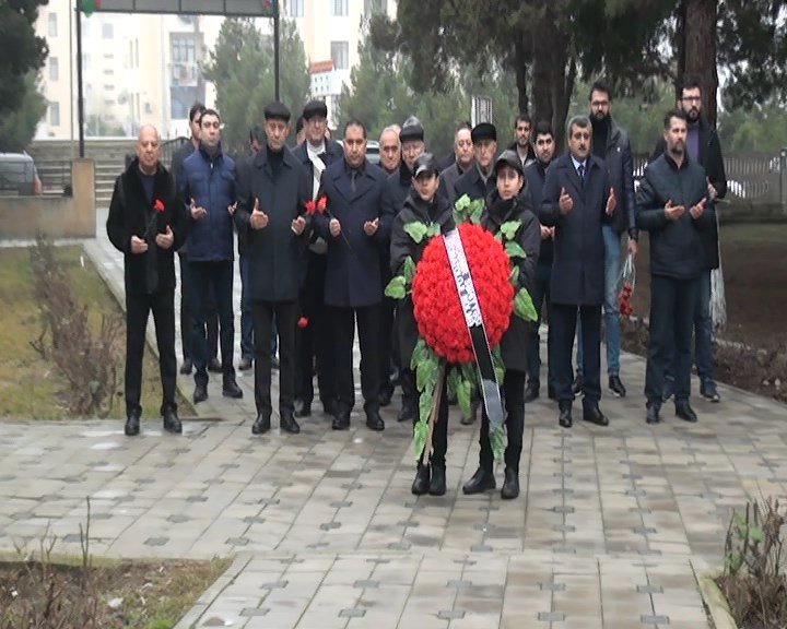 Kitabından tibb universitetində dərslik kimi istifadə olunan alimin anım günü keçirildi - FOTO