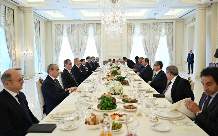 Ali qonağın şərəfinə nahar verilib
