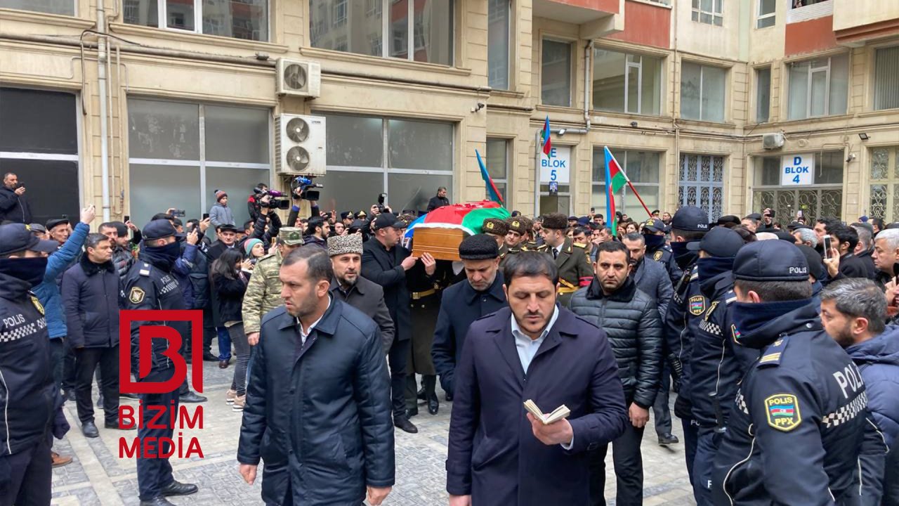 Orxan Əsgərovun nəşi II Fəxri Xiyabana APARILIR - FOTO/VİDEO - foto 1