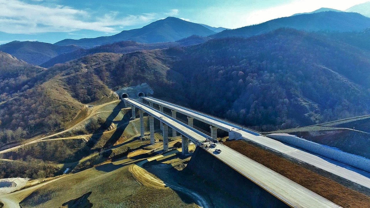 Şuşaya çəkilən yeni magistral yol  – FOTOLAR-VİDEO - foto 7
