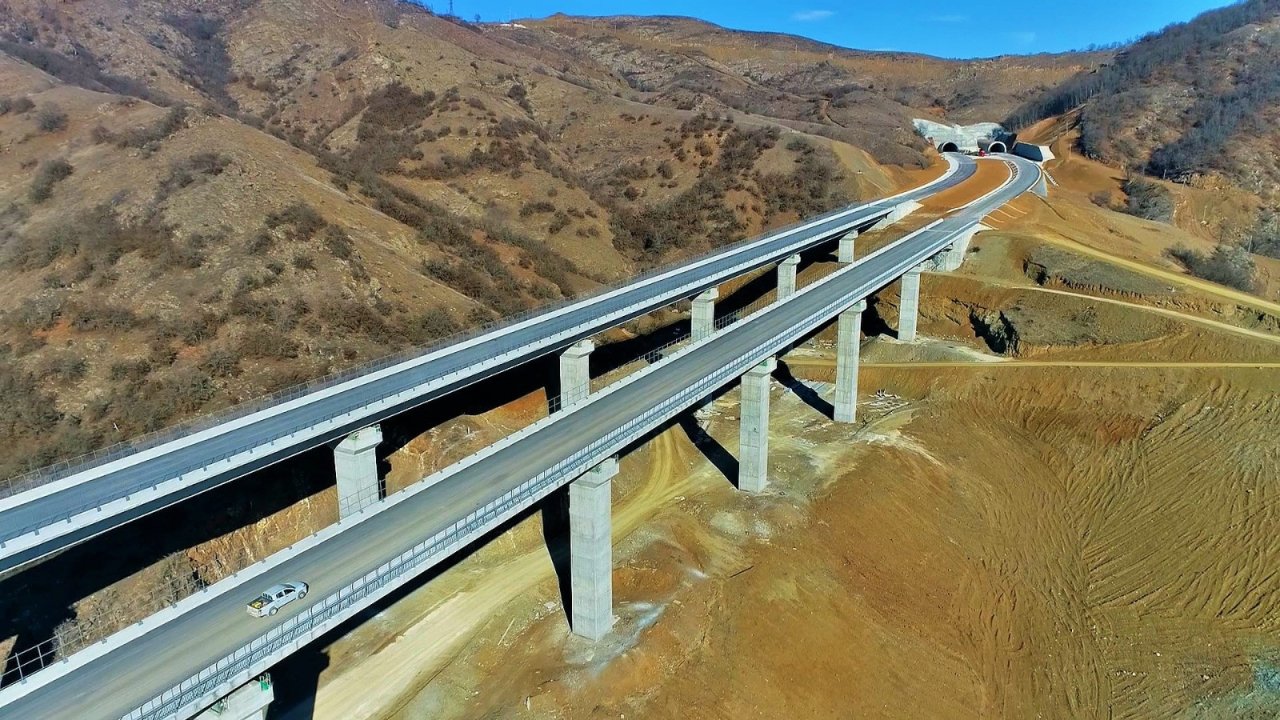 Şuşaya çəkilən yeni magistral yol  – FOTOLAR-VİDEO - foto 10