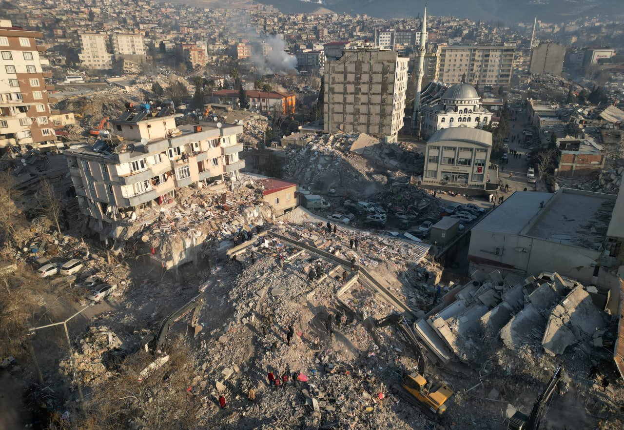 Kahramanmaraşda 2 yaşlı oğlan uşağı xilas edildi - FOTO