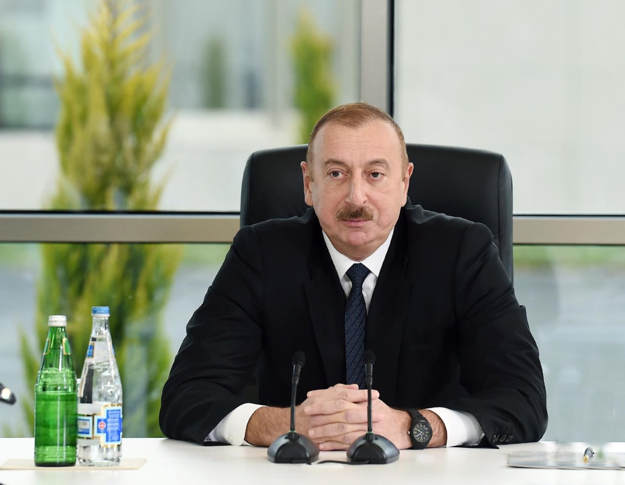 Prezidentin jurnalistlərlə MARAQLI DİALOQU: “Kokeyşn büro” xatırlatması - VİDEO 