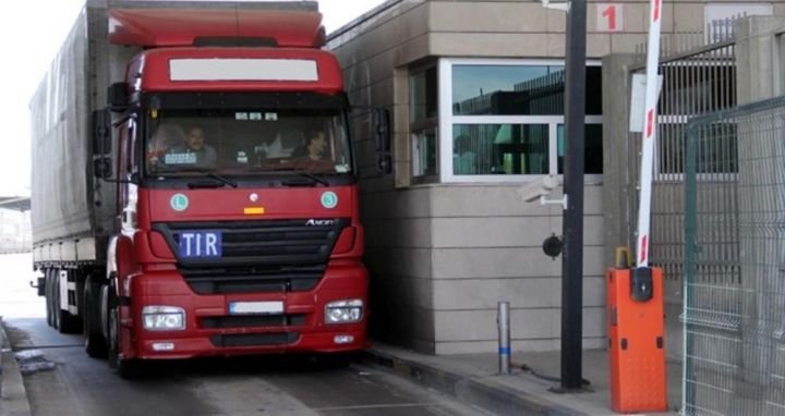 İrandan idxal olunan 20 tona yaxın portağalda virus AŞKARLANDI İrandan idxal olunan 20 tona yaxın portağalda virus AŞKARLANDI