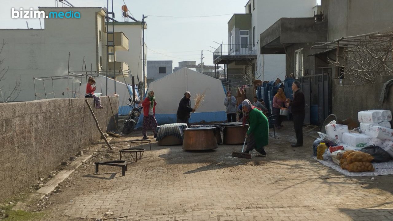 “Şəhərdə hələ də şok yaşanır, evlərimizə girə bilmirik” - Fəlakət zonasından XÜSUSİ REPORTAJ - foto 1