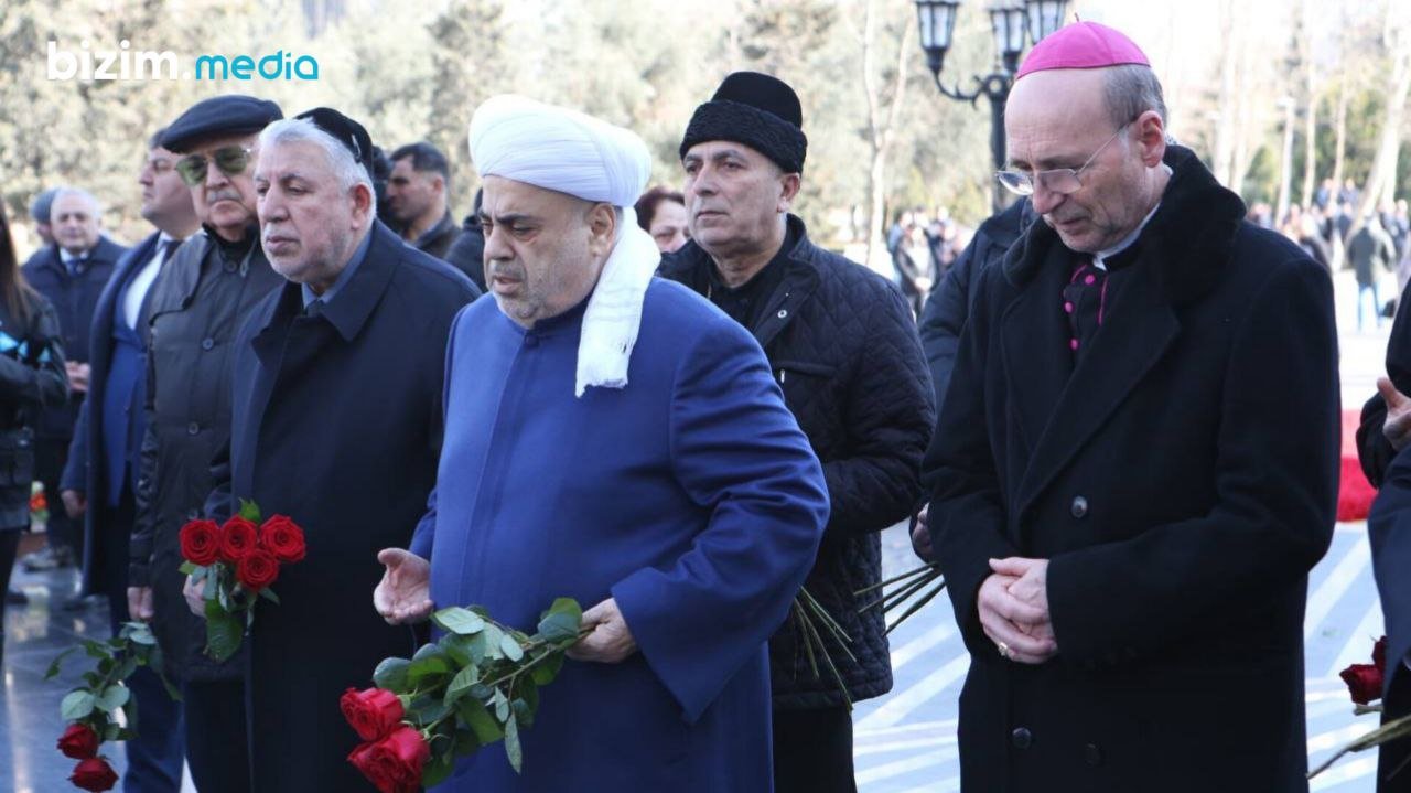 Allahşükür Paşazadə Azərbaycanın İrandakı səfirliyinə hücumu PİSLƏDİ - FOTO - foto 2