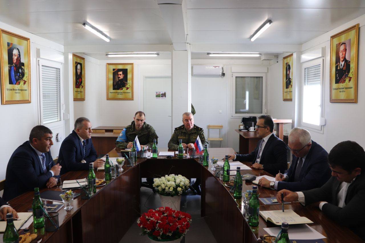 Azərbaycan rəsmiləri Qarabağda erməni sakinlərlə görüşdülər