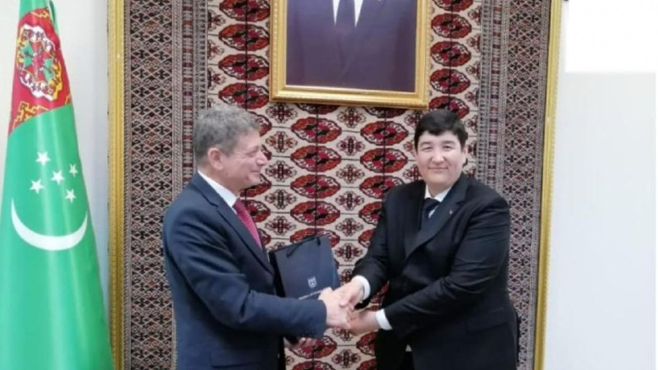 İsrail İrandan 30 kilometr aralıda səfirlik AÇIR - FOTO - foto 1