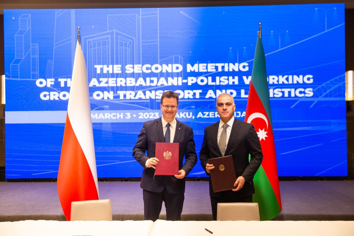 Azərbaycan və Polşa arasında birbaşa uçuşların açılması MÜZAKİRƏ EDİLİR Azərbaycan və Polşa arasında birbaşa uçuşların açılması MÜZAKİRƏ EDİLİR