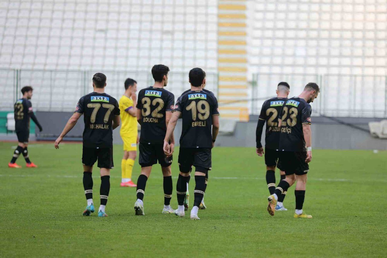 Mahir Emreli Türkiyə Superliqasında debut edə bilər