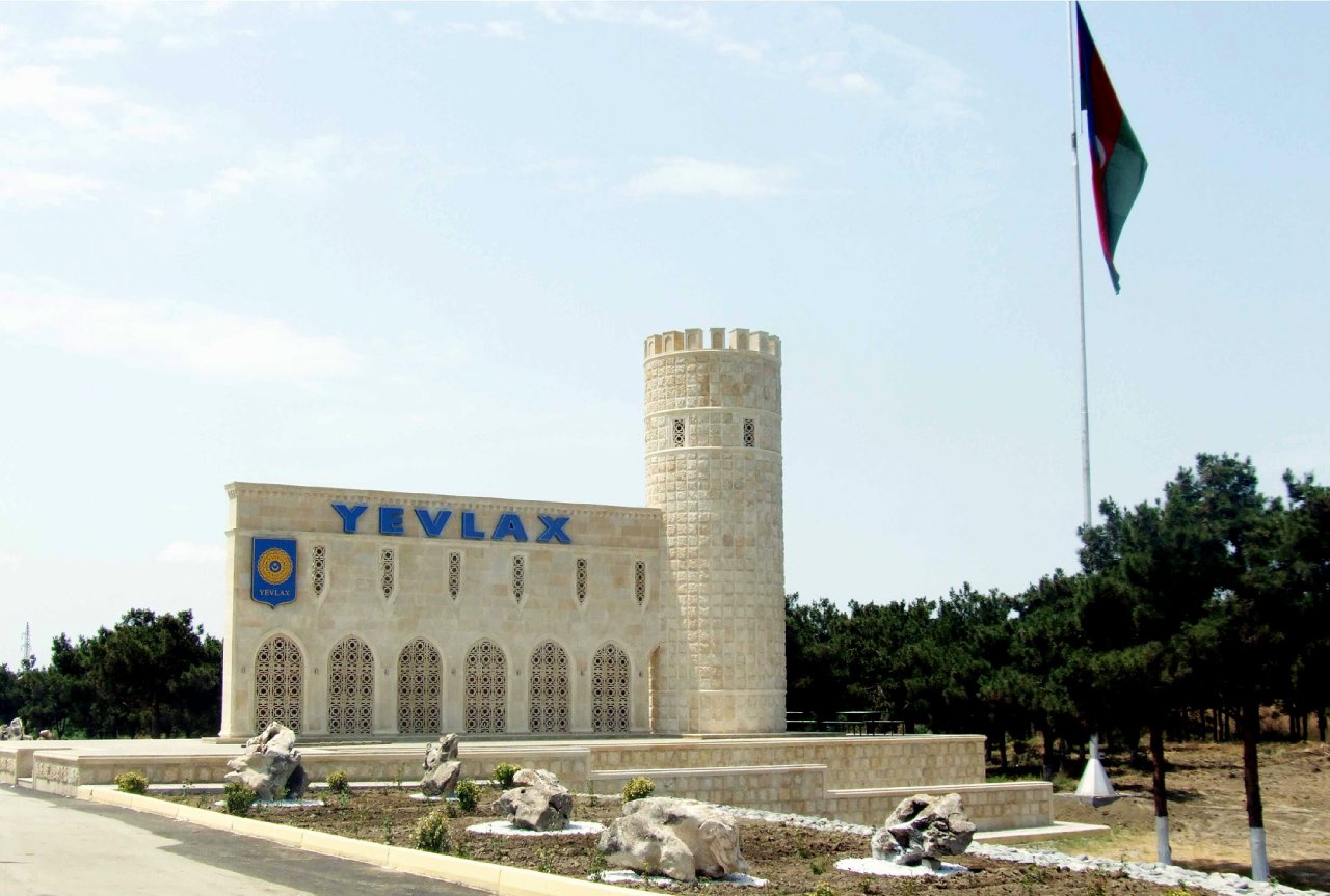 Yevlaxda itkin düşən yeniyetmələr TAPILDI 