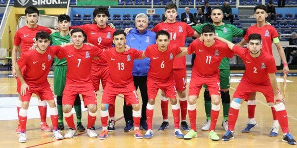 Futzalçılarımız Yunanıstana biabırçı hesabla uduzdu Futzalçılarımız Yunanıstana biabırçı hesabla uduzdu