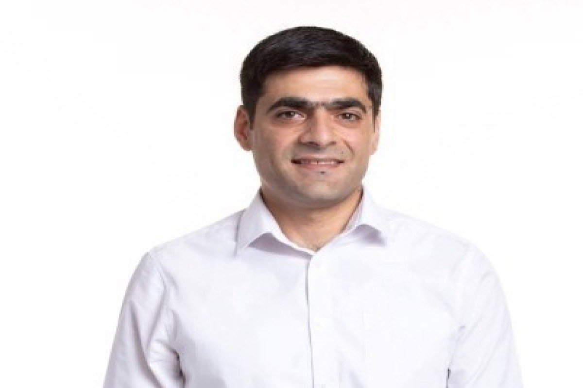 Ermənistan parlamentində deputatlar arasında DAVA DÜŞDÜ - foto 1