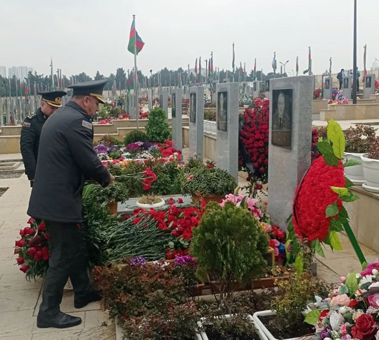 Milli Qəhrəman Şükür Həmidov anıldı - FOTO  - foto 2