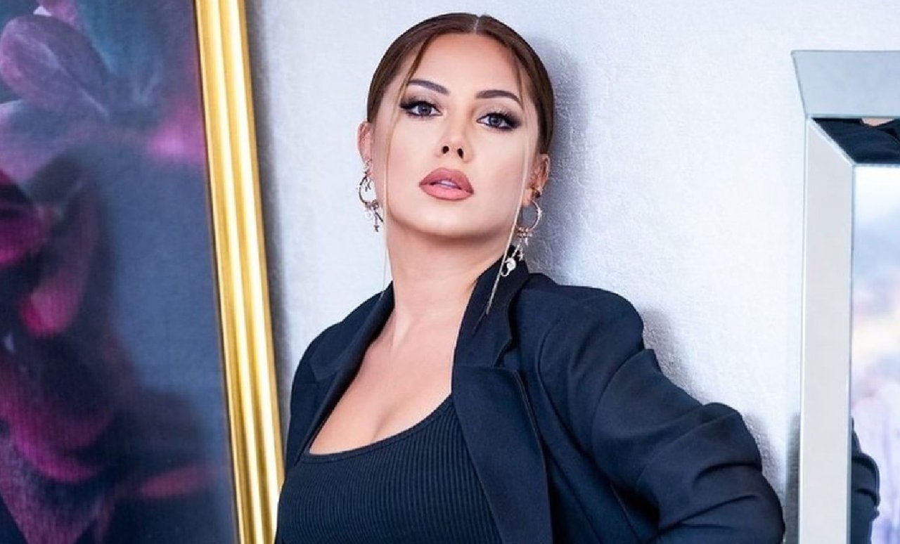 Ayan şəhidlərə görə doğum gününü təxirə saldı - FOTO Ayan şəhidlərə görə doğum gününü təxirə saldı - FOTO