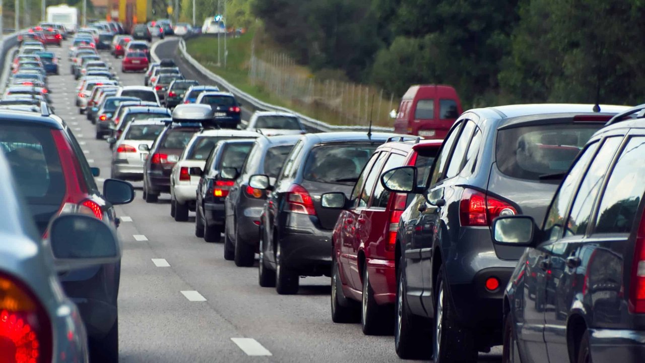 Paytaxt yollarında TIXAC: 168 avtobus gecikir 